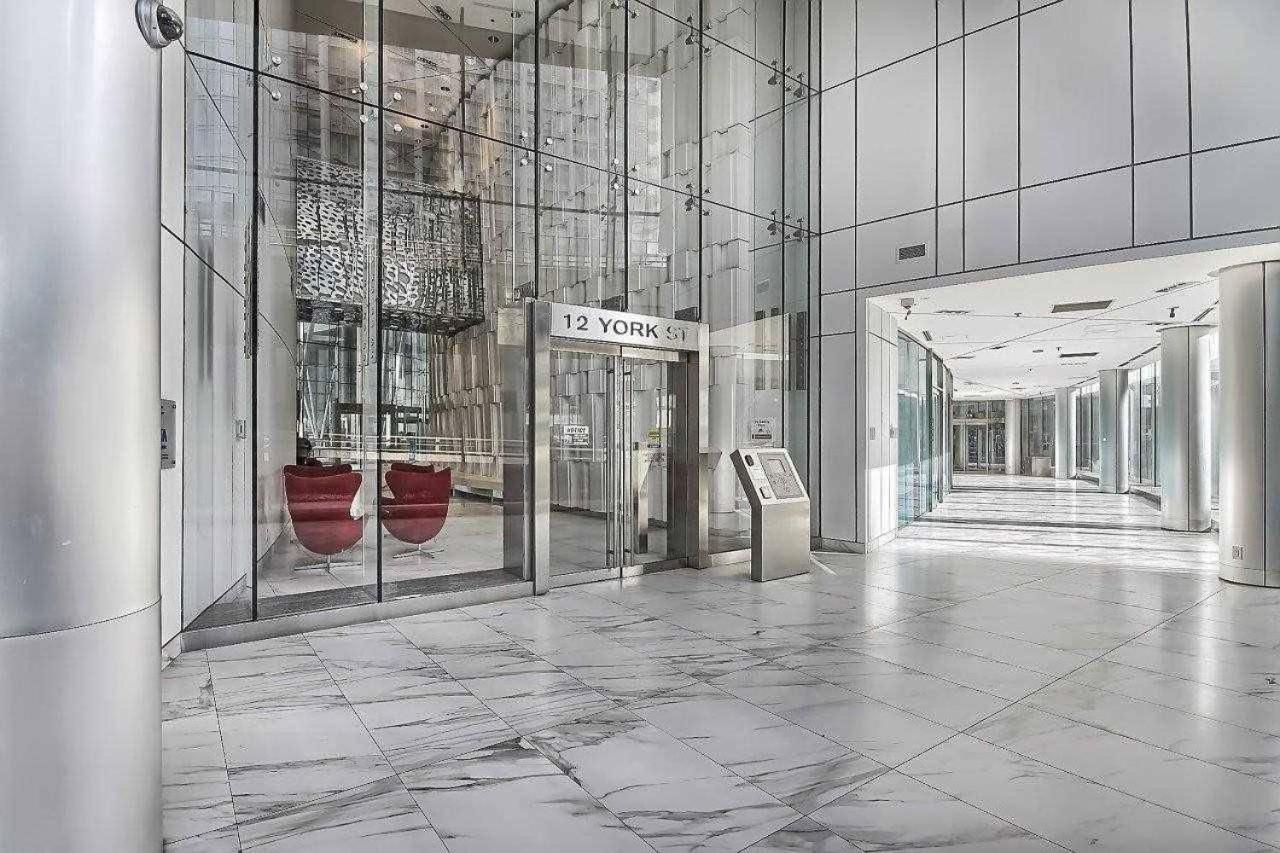 Ihost Suites Ice Condo Toronto Eksteriør bilde