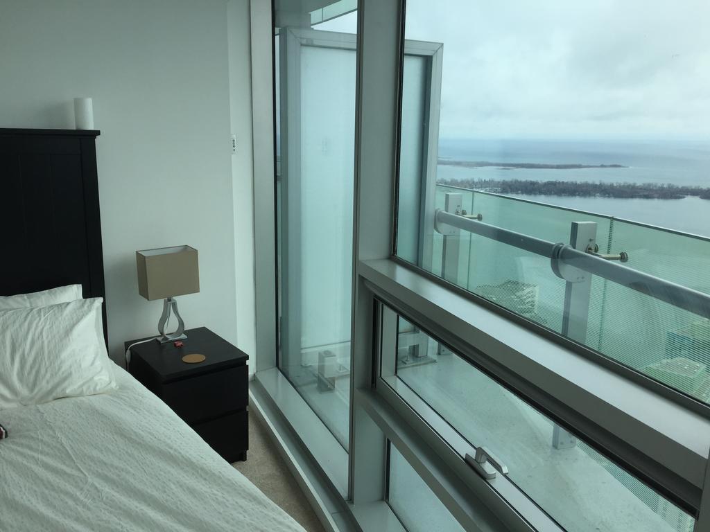 Ihost Suites Ice Condo Toronto Eksteriør bilde