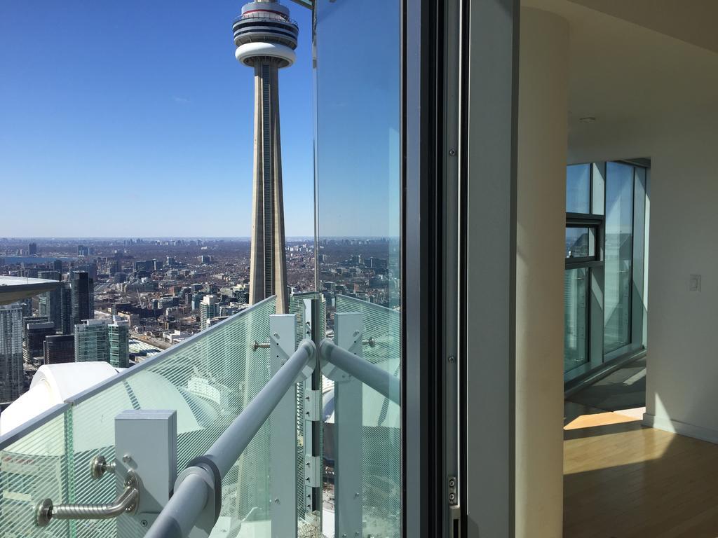 Ihost Suites Ice Condo Toronto Eksteriør bilde